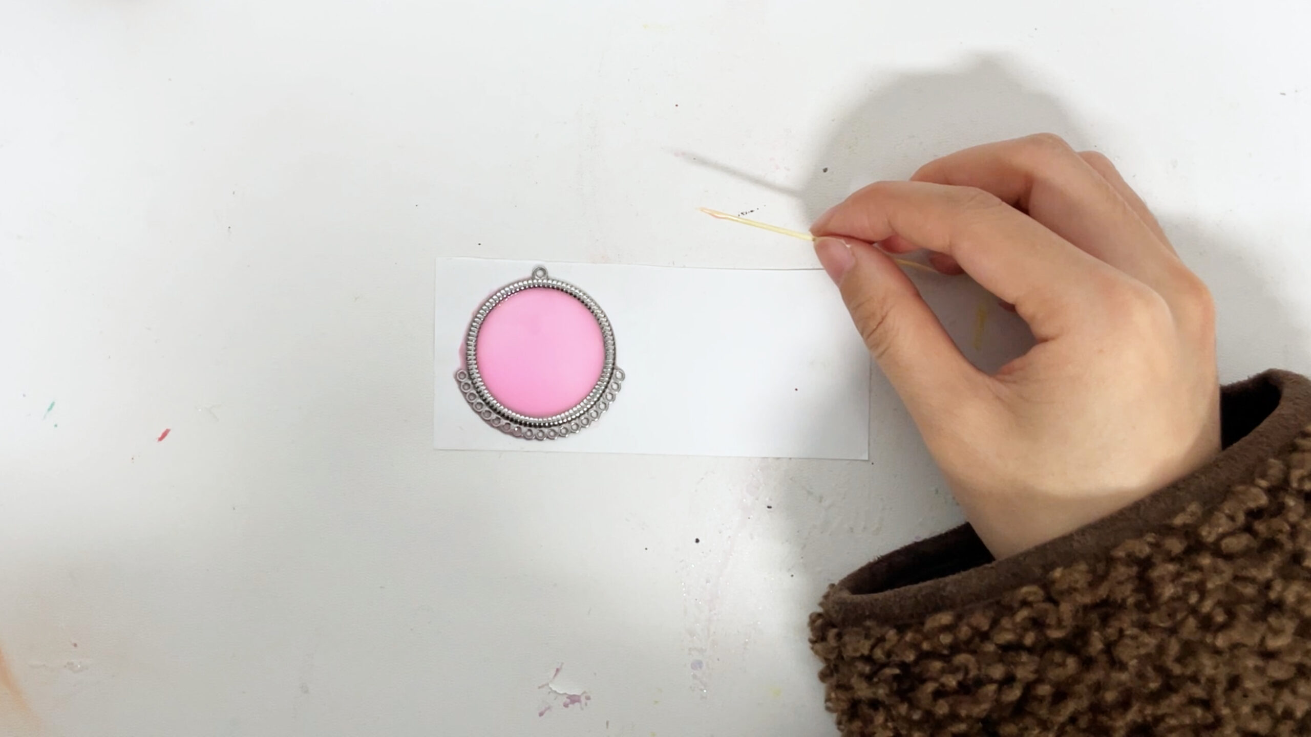 Level the Resin Surface