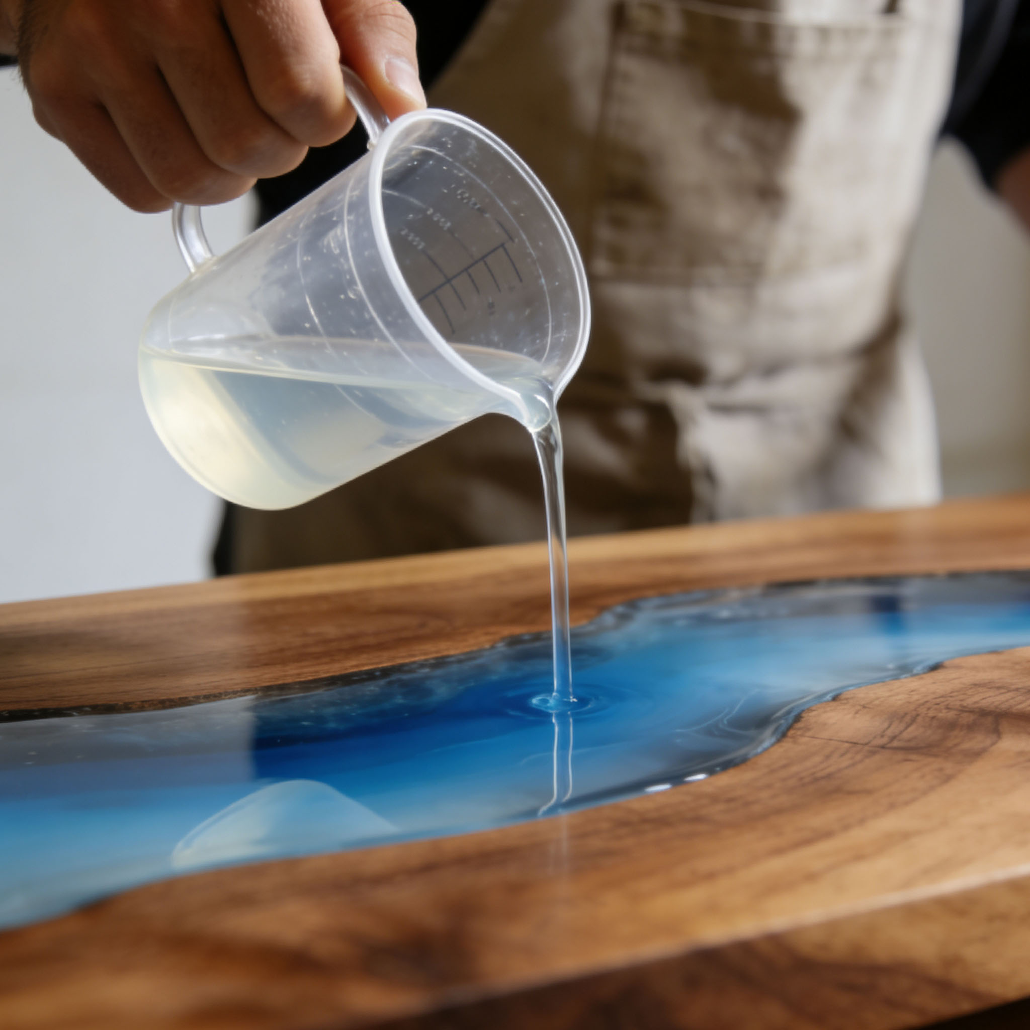 How to Make a River-Style Epoxy Resin Table Top